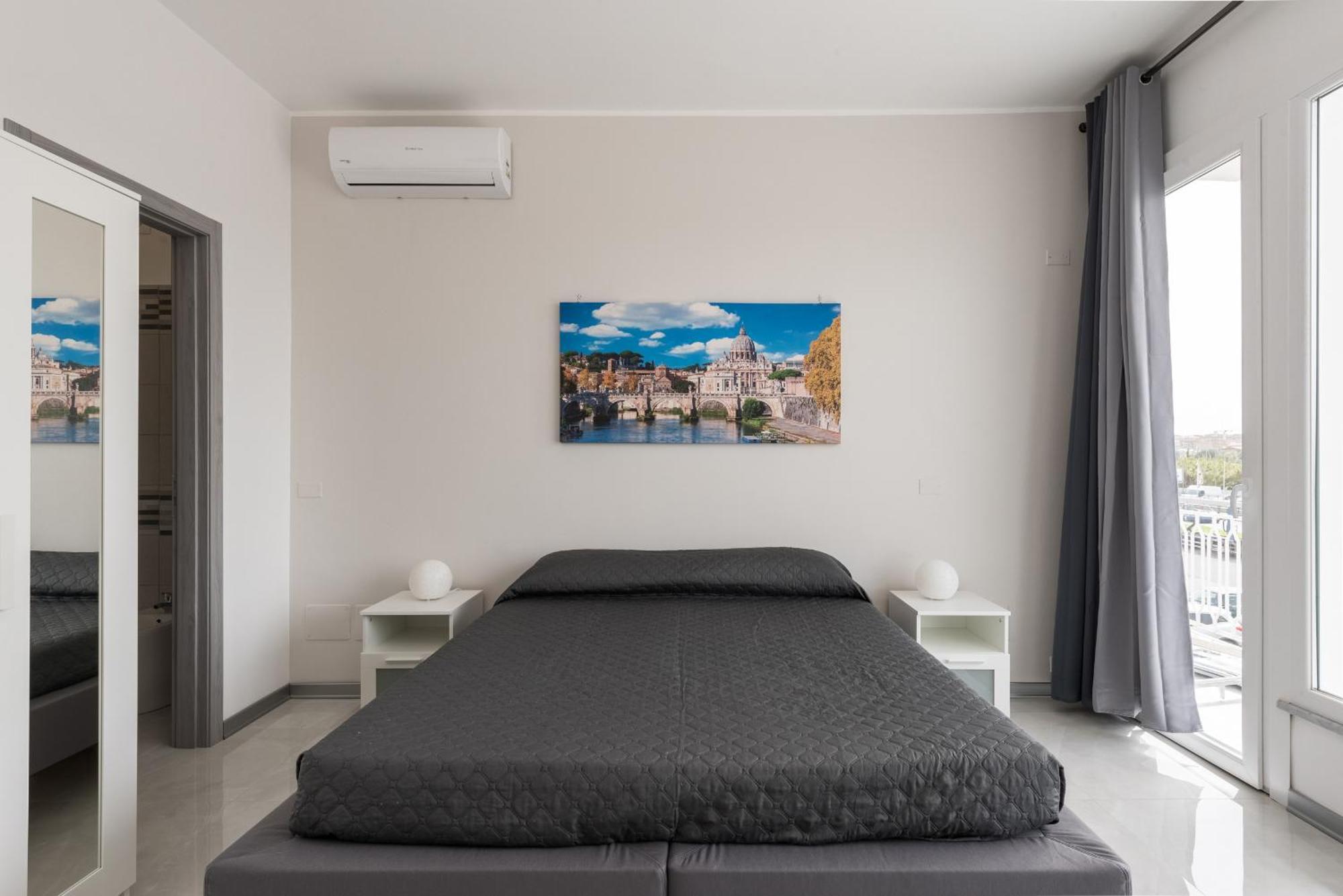 Travelershome Ciampino Airport Guesthouse 600M To Airport Exterior foto