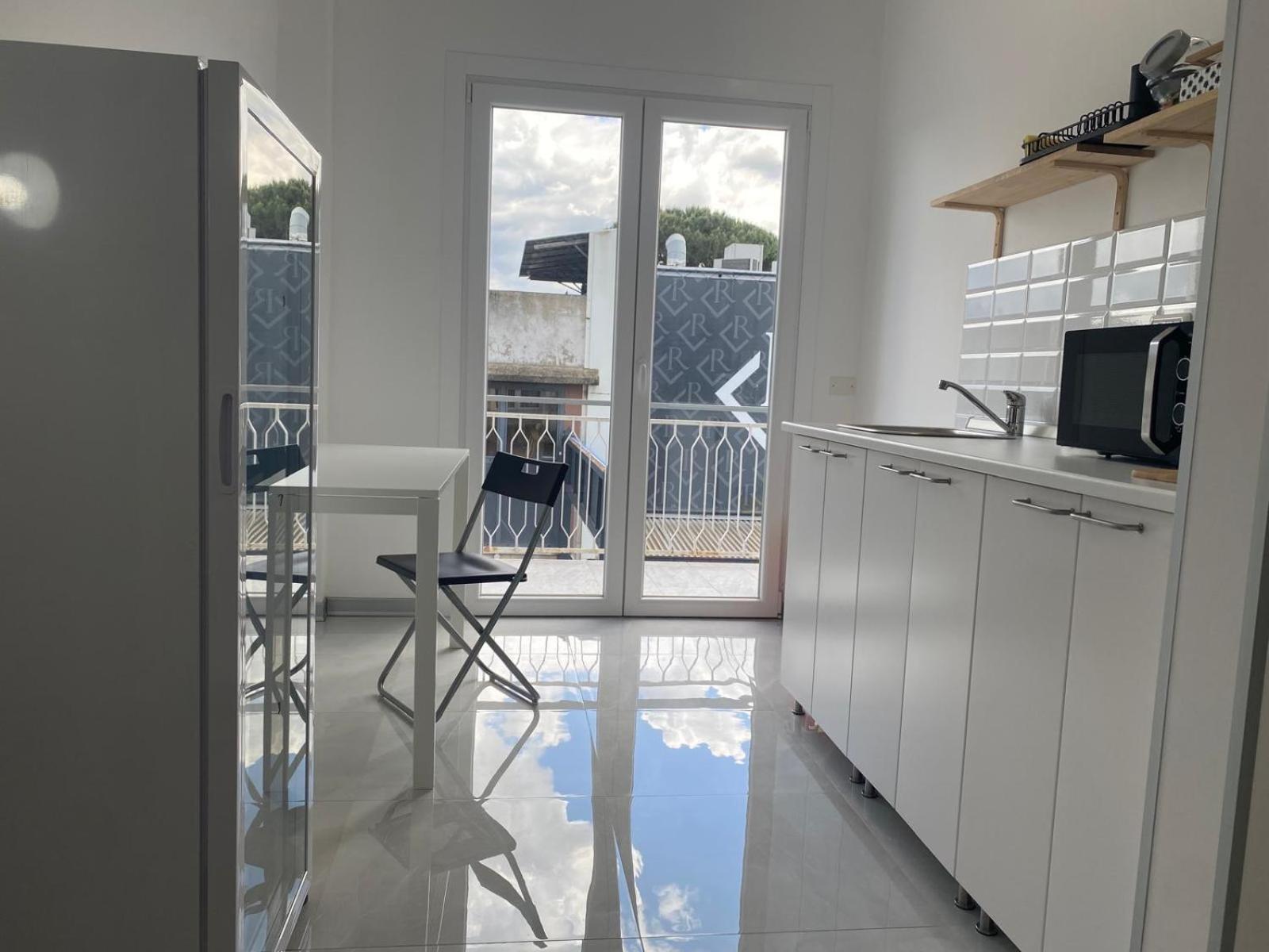 Travelershome Ciampino Airport Guesthouse 600M To Airport Exterior foto