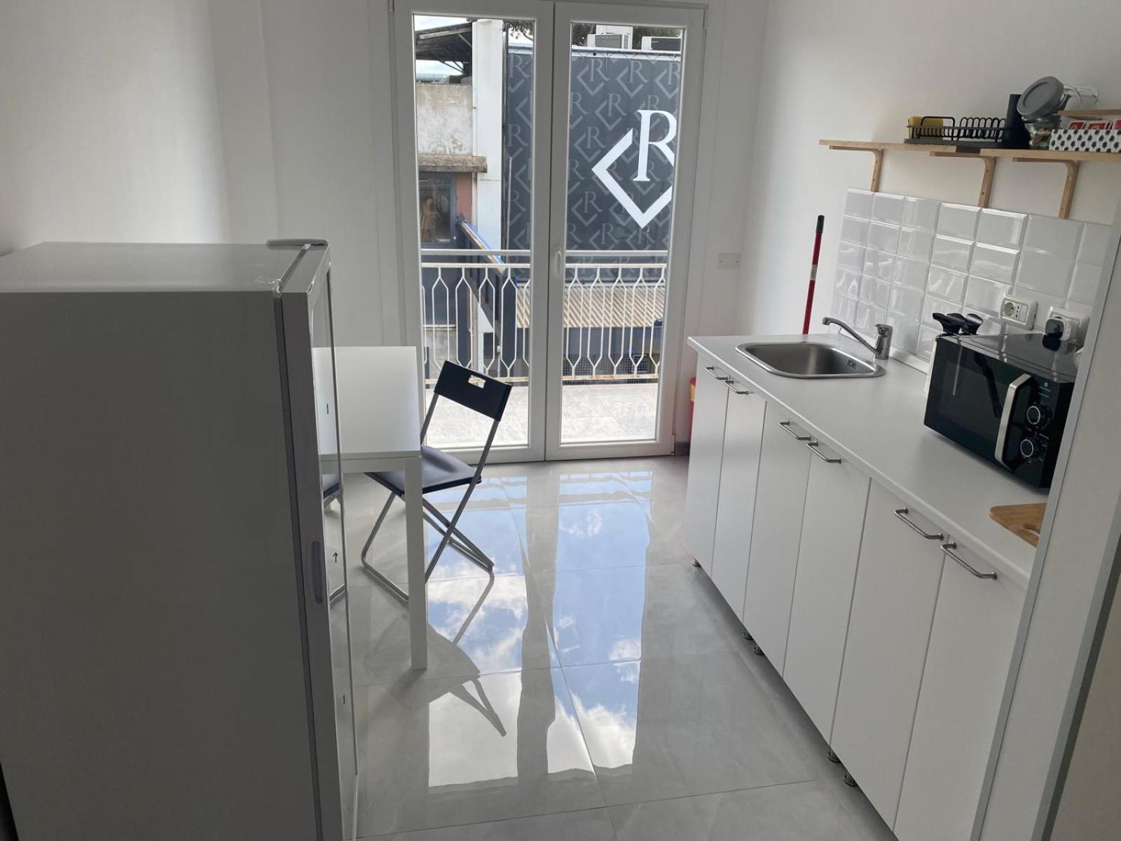 Travelershome Ciampino Airport Guesthouse 600M To Airport Exterior foto